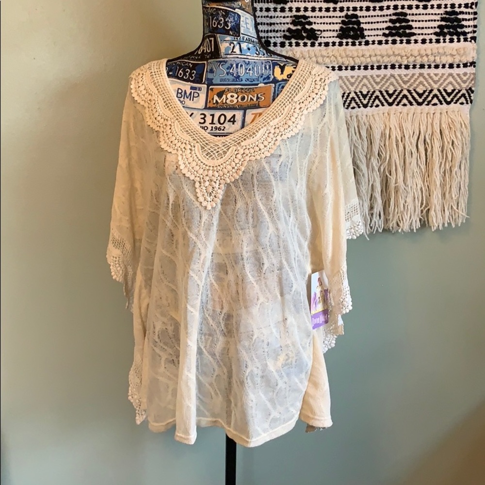 Roommates 1X top NWT